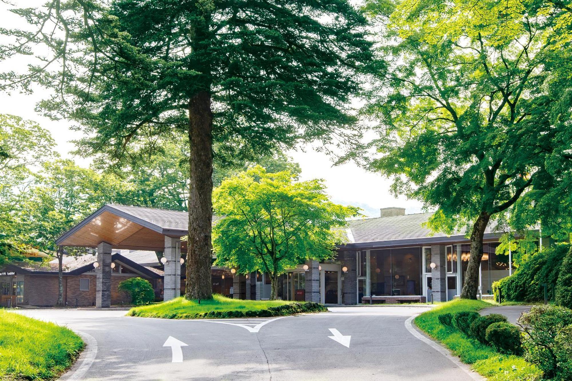 Karuizawa Prince Hotel West Экстерьер фото